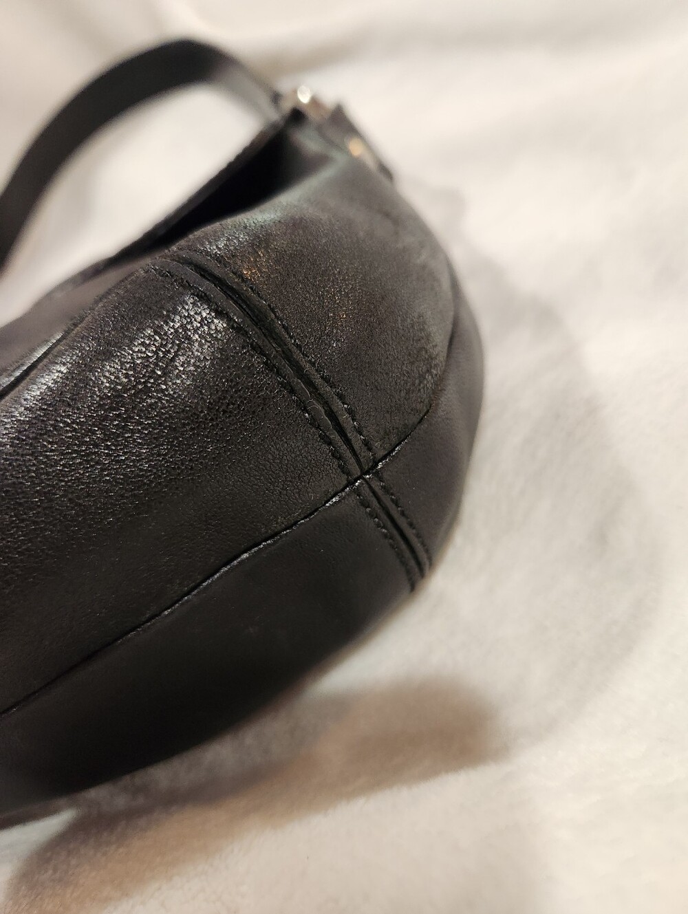 Coach Shoulder Soho Saddle Black Leather Bag, Vintage - Picture 7 of 13